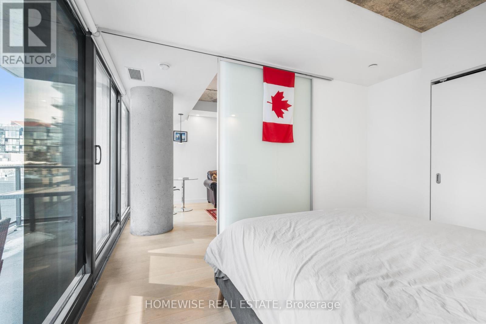 1009 - 111 Bathurst Street, Toronto, Ontario  M5V 2R1 - Photo 10 - C12795230