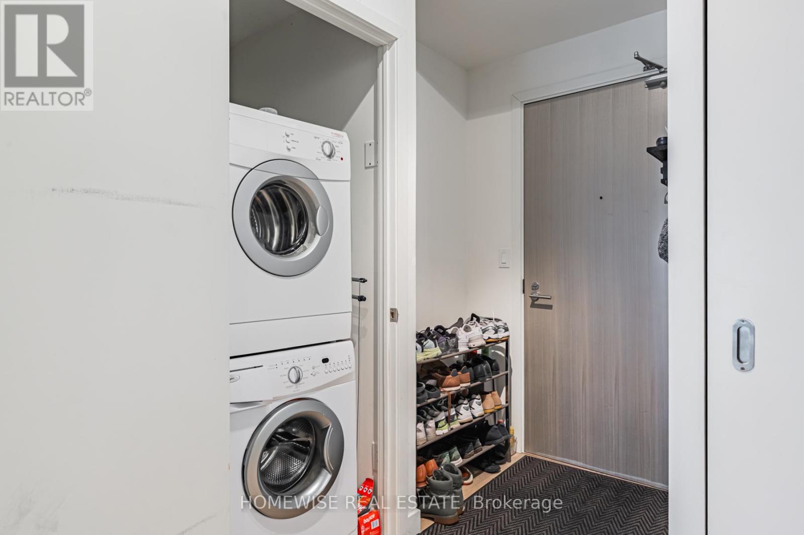 1009 - 111 Bathurst Street, Toronto, Ontario  M5V 2R1 - Photo 14 - C12795230