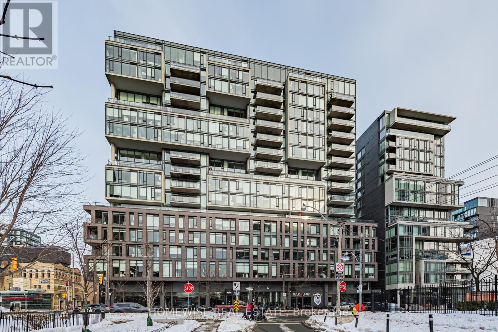 1009 - 111 Bathurst Street, Toronto, Ontario  M5V 2R1 - Photo 18 - C12795230