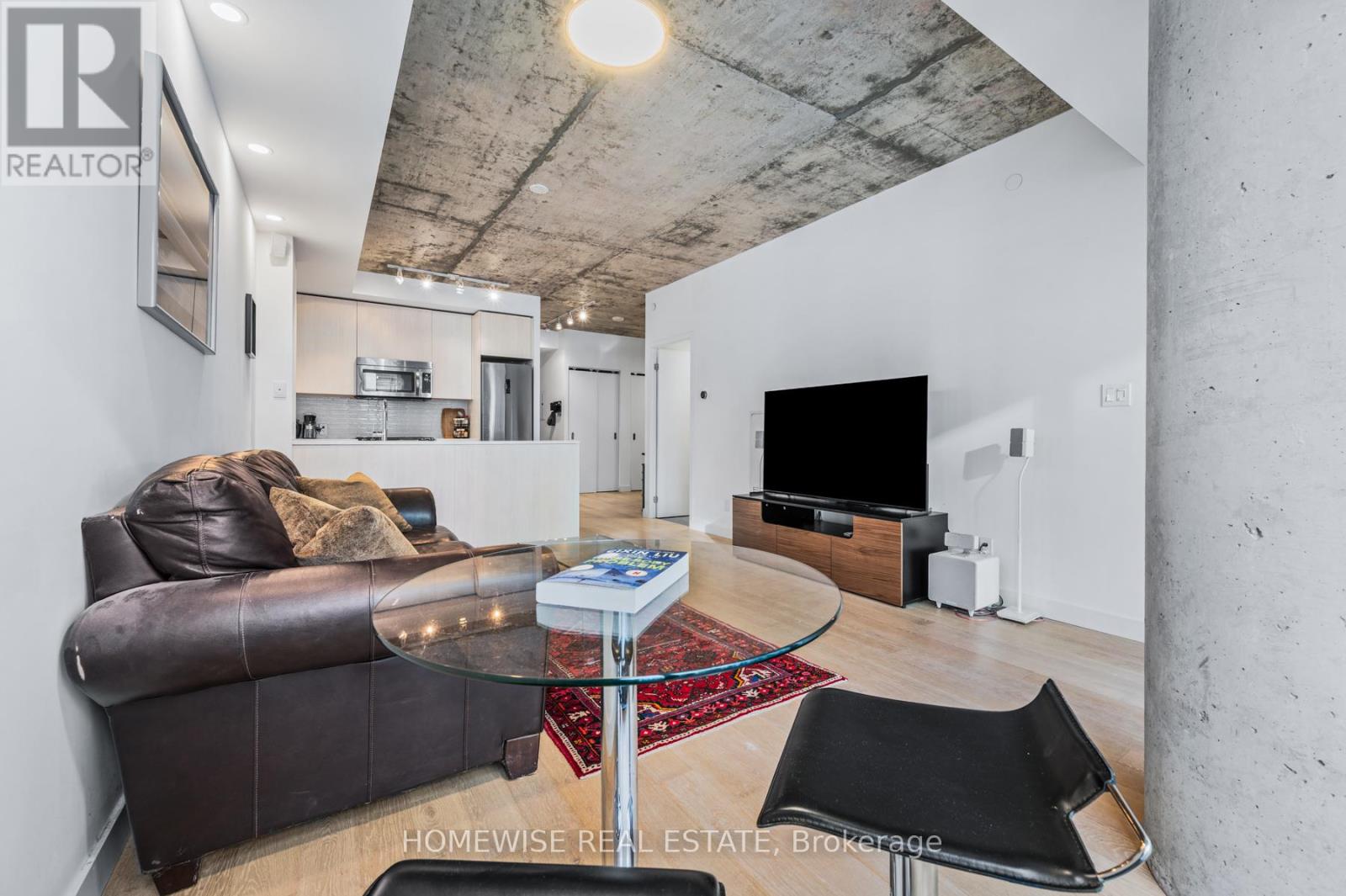 1009 - 111 Bathurst Street, Toronto, Ontario  M5V 2R1 - Photo 8 - C12795230