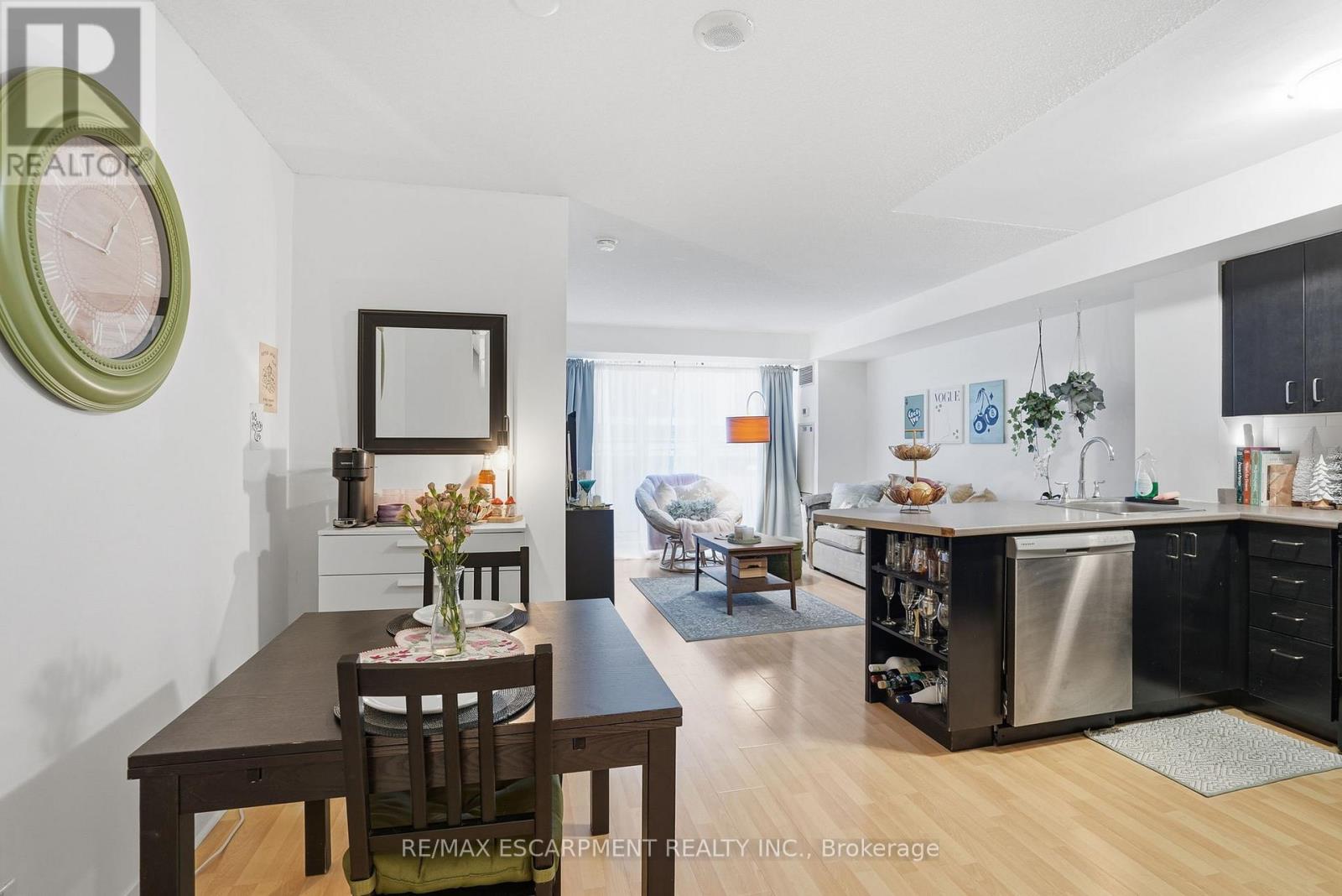 208 - 76 Shuter Street, Toronto, Ontario M5B 1B4 - Photo 10 - C12795304