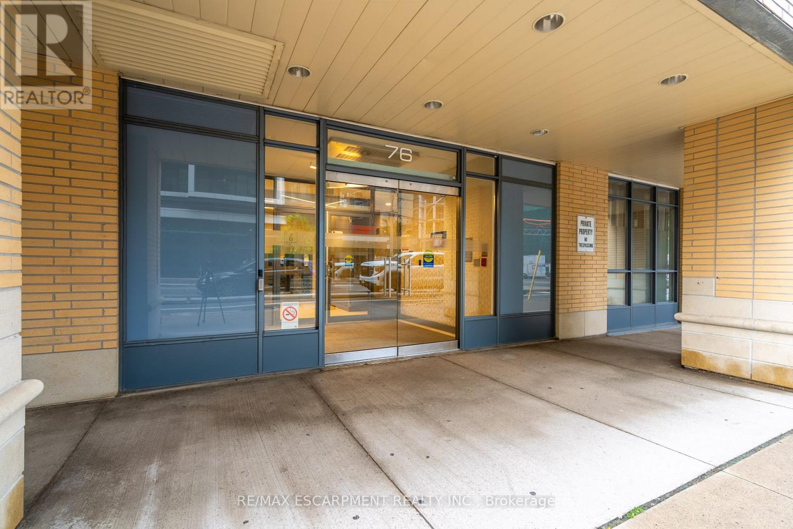 208 - 76 Shuter Street, Toronto, Ontario M5B 1B4 - Photo 2 - C12795304