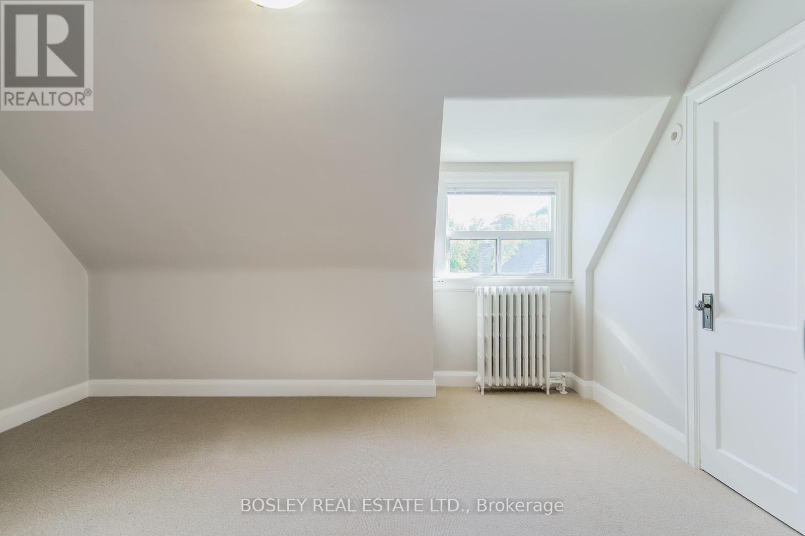 Upper - 20 Coulson Avenue, Toronto, Ontario  M4V 1Y5 - Photo 37 - C12795318