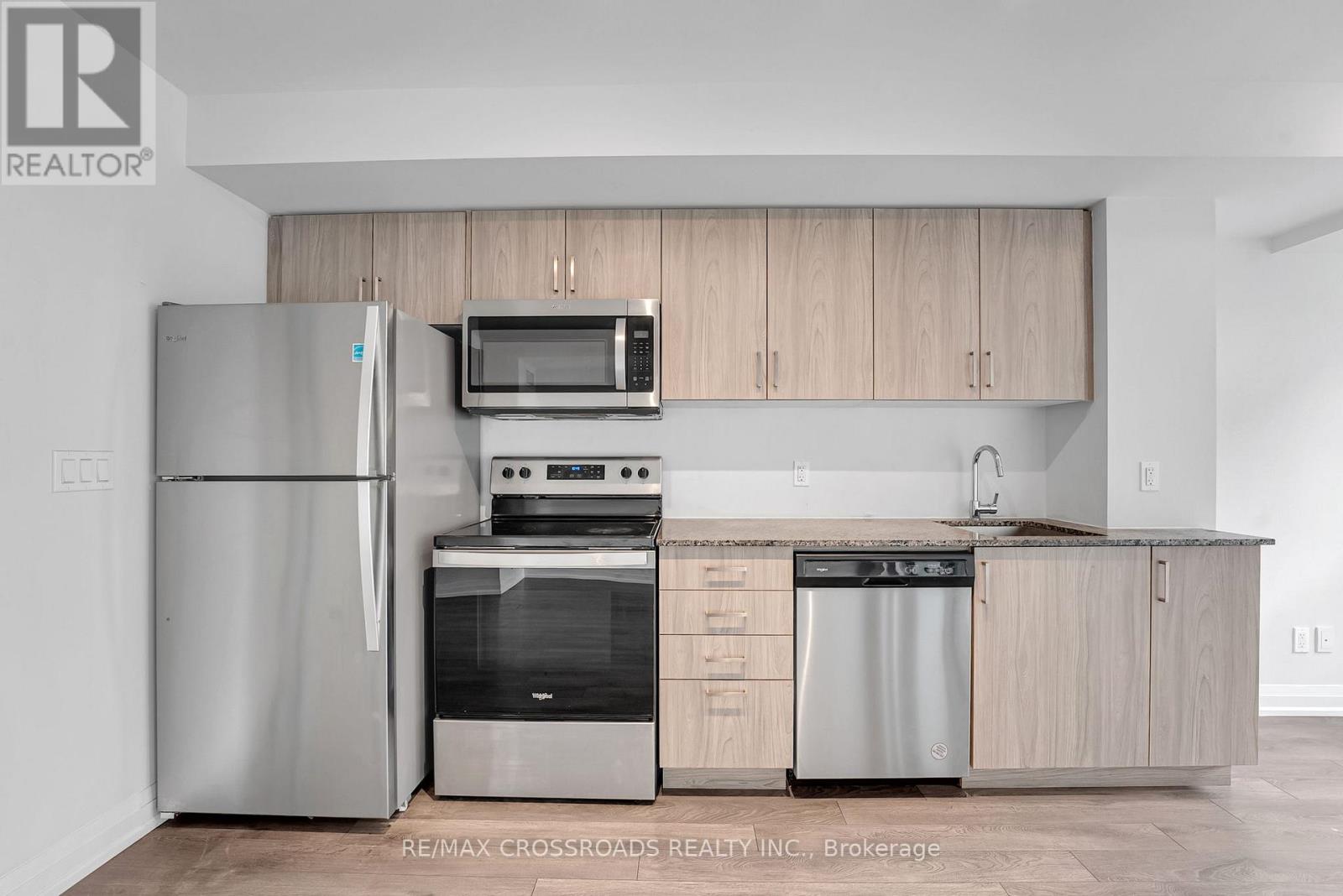 528 - 20 Meadowglen Place, Toronto, Ontario  M1G 0A9 - Photo 10 - E12795248