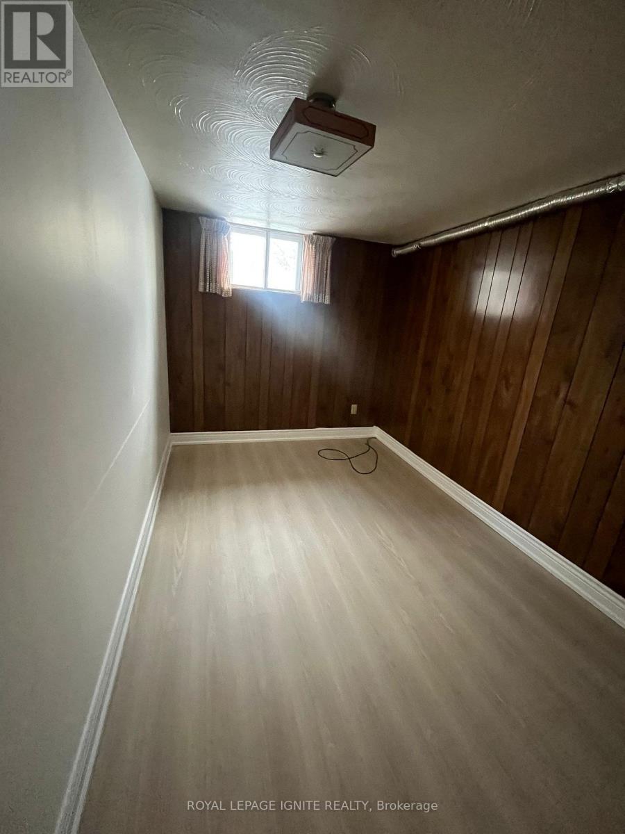 Bsmt - 6 Kingsdown Drive, Toronto (Ionview), Ontario  M1K 3B8 - Photo 5 - E12795270