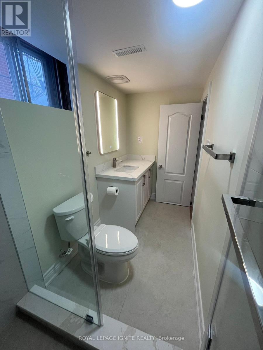 Bsmt - 6 Kingsdown Drive, Toronto (Ionview), Ontario  M1K 3B8 - Photo 7 - E12795270