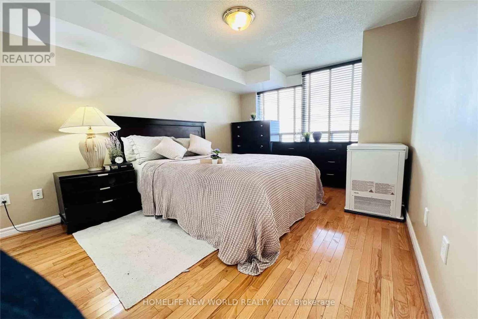 1928 - 125 Omni Drive, Toronto, Ontario  M1P 5A9 - Photo 5 - E12795278