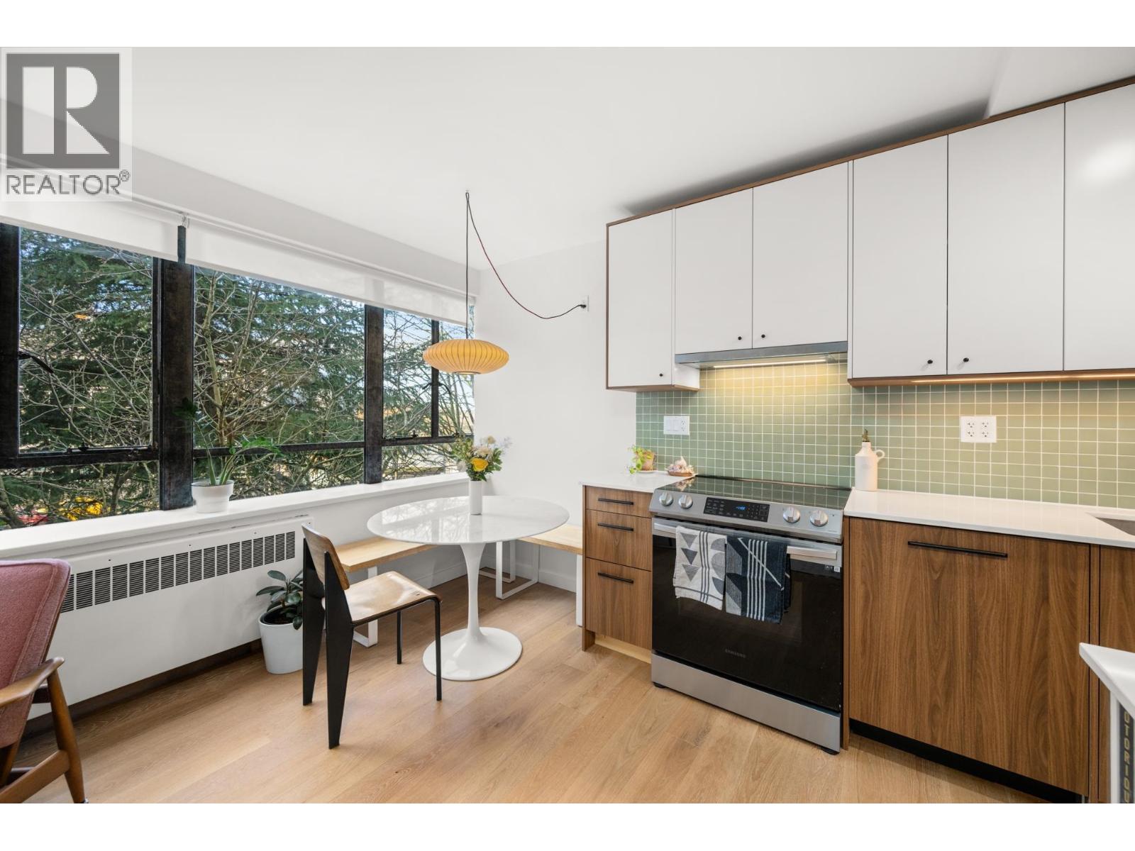 320 1445 Marpole Avenue, Vancouver, British Columbia  V6H 1S5 - Photo 11 - R3090412