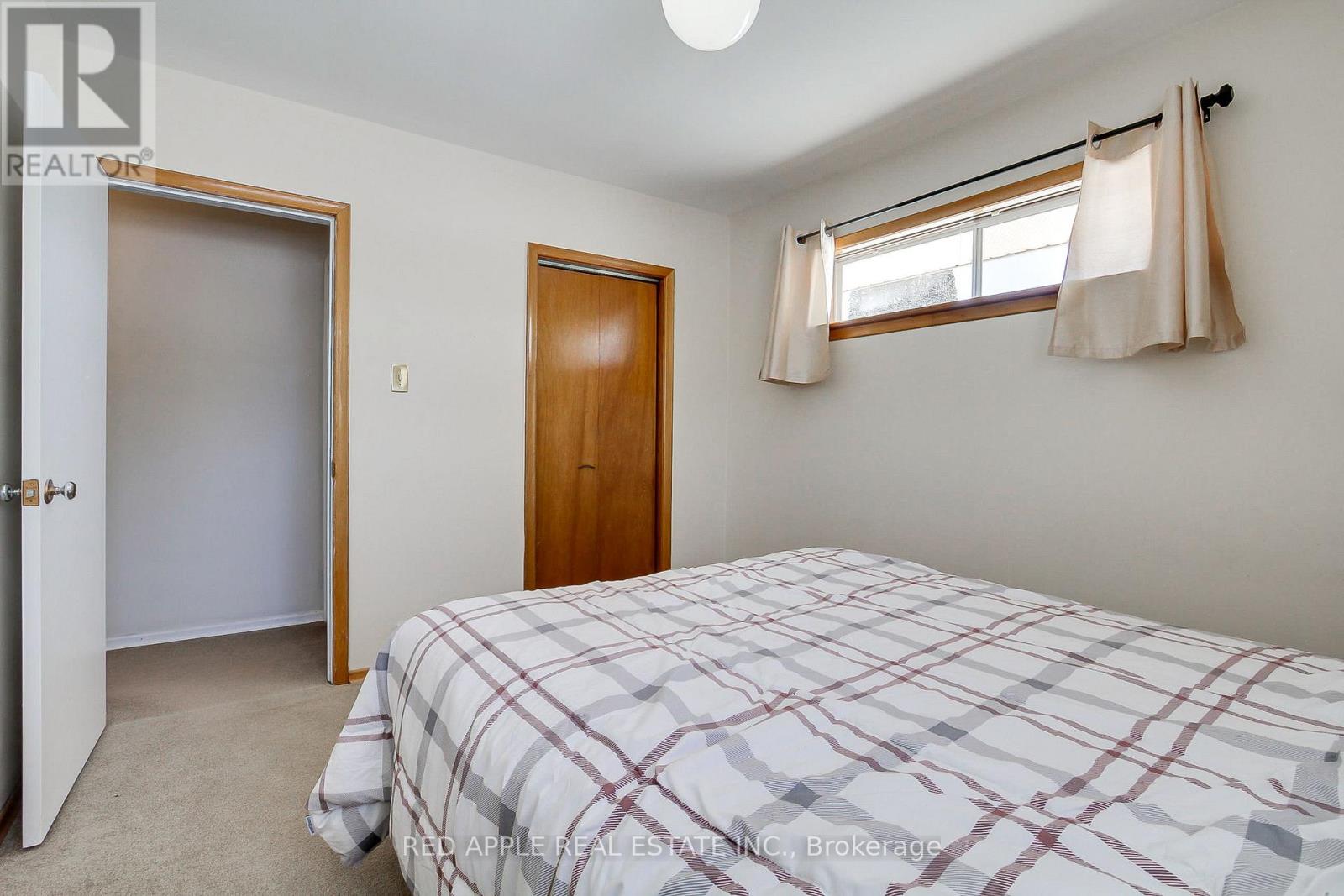 24187 Warden Avenue, Georgina, Ontario  L4P 3E9 - Photo 16 - N12795240