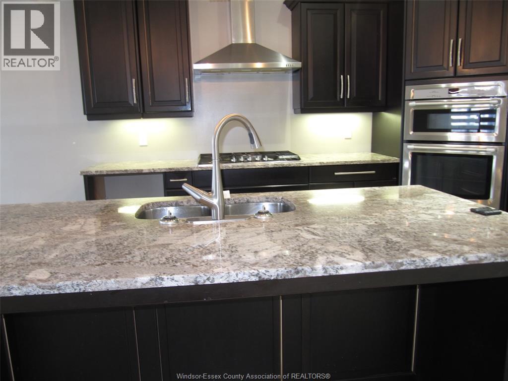 2968 Mcrobbie Crescent, Windsor, Ontario  N8R 0B1 - Photo 5 - 26003282