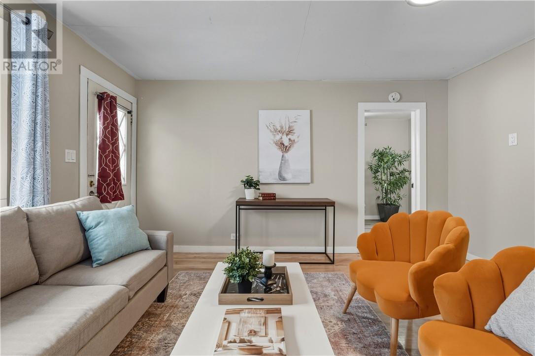 474 Tedman Avenue, Greater Sudbury, Ontario  P3C 5A9 - Photo 3 - 2126122