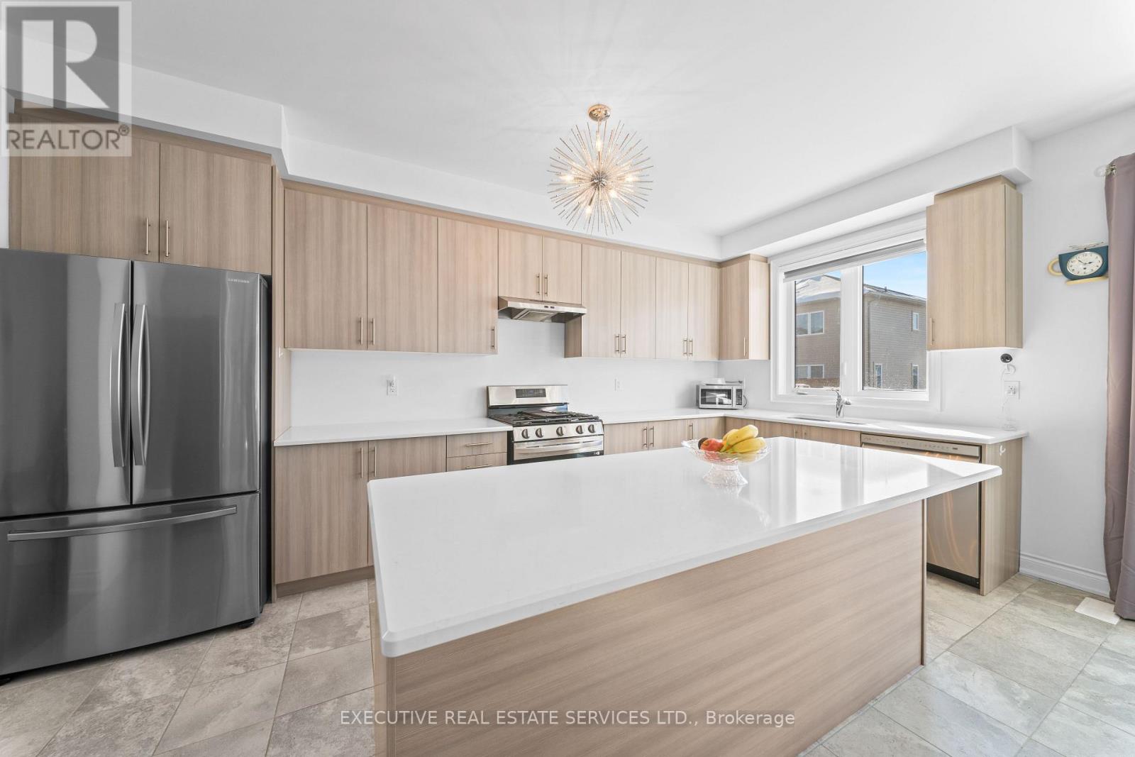 18 Emerald Street, Wasaga Beach, Ontario  L9Z 0K8 - Photo 19 - S12781868