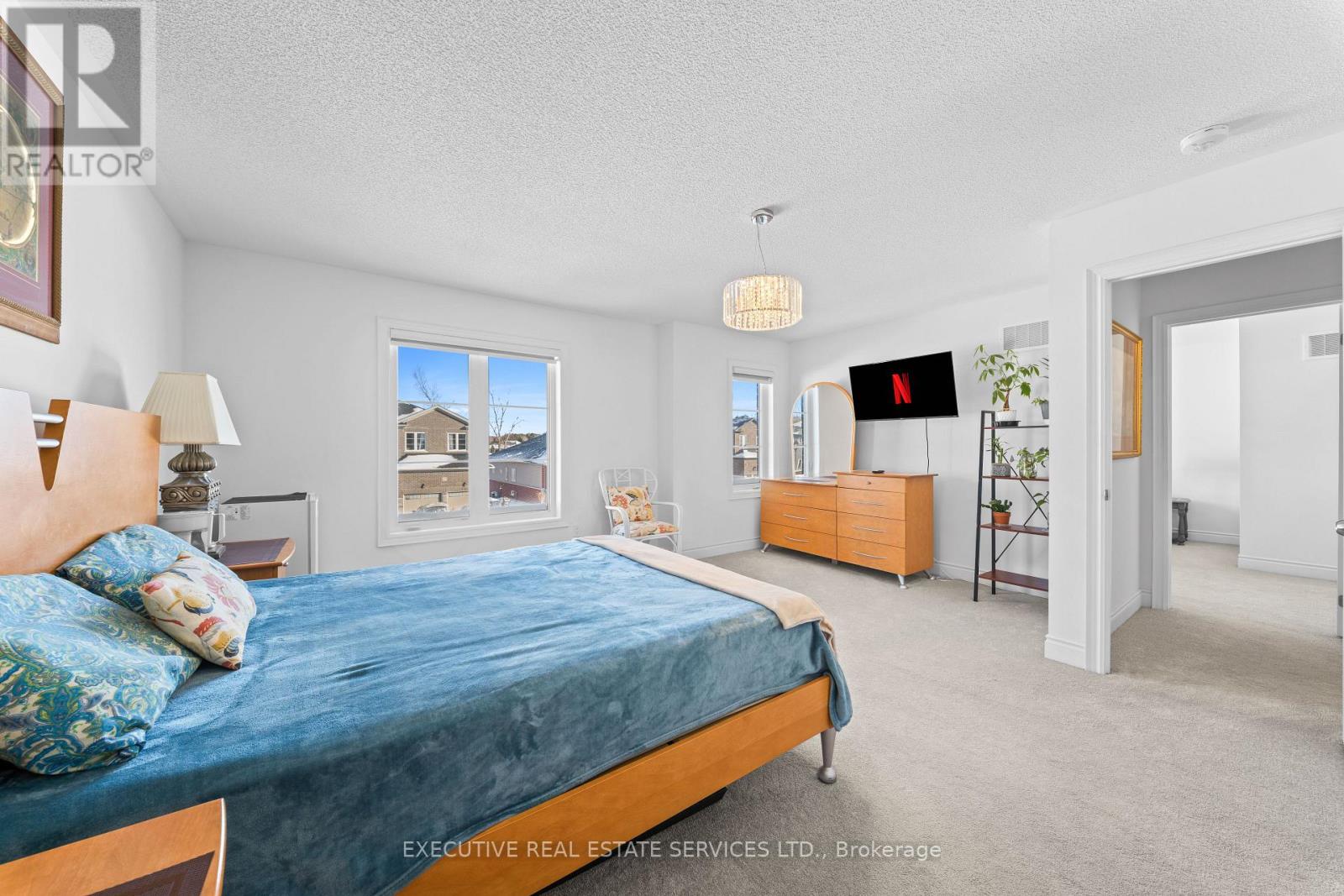 18 Emerald Street, Wasaga Beach, Ontario  L9Z 0K8 - Photo 36 - S12781868