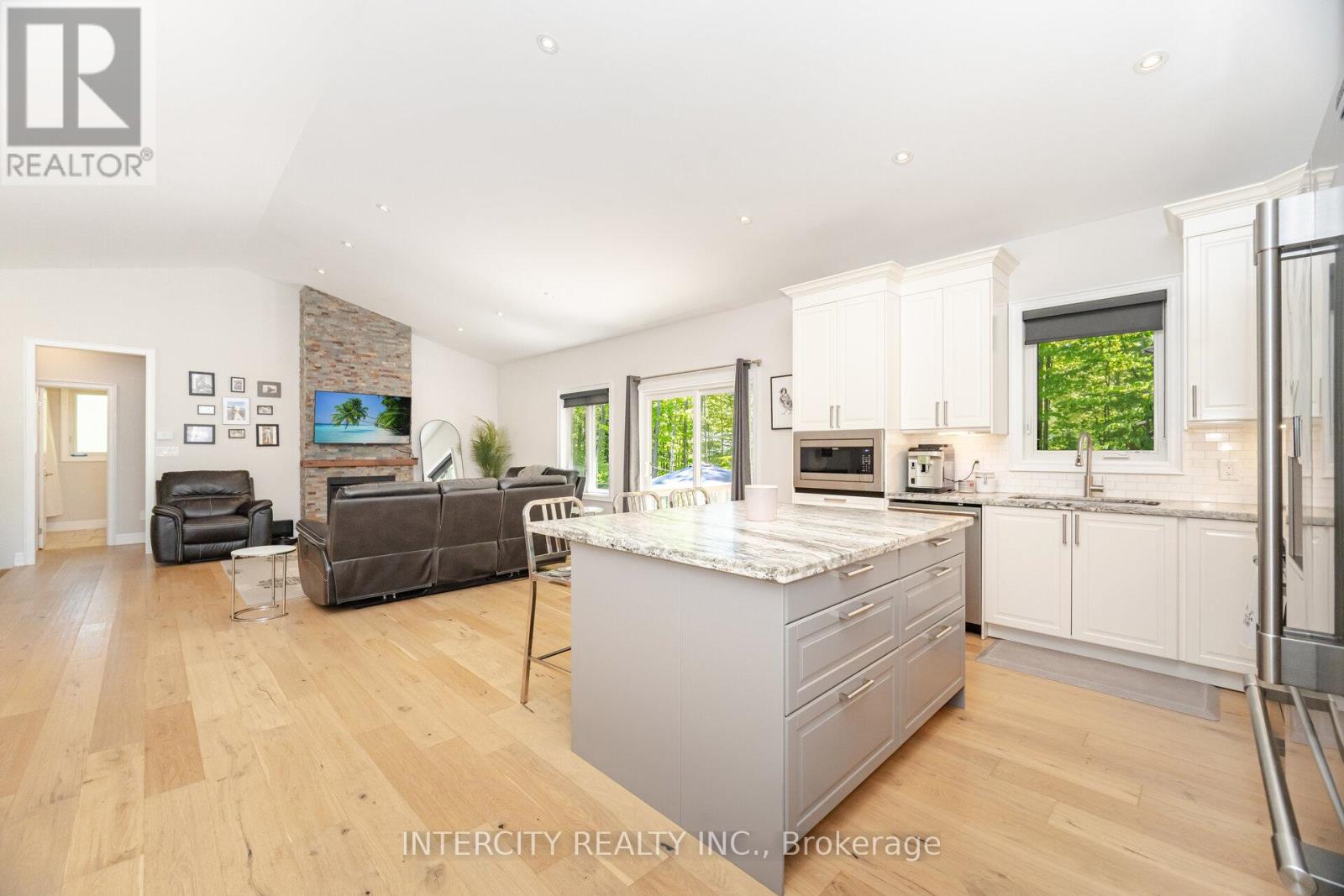 41 Tall Pines Drive, Tiny, Ontario  L9M 0H4 - Photo 16 - S12795234