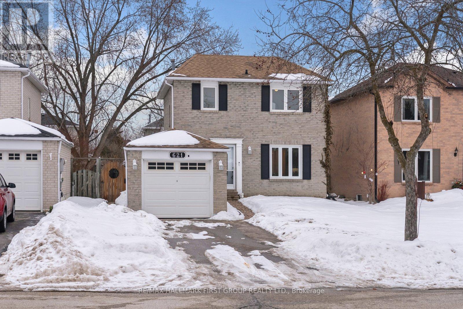 621 Beckworth Square, Pickering, Ontario  L1V 3X3 - Photo 2 - E12792310