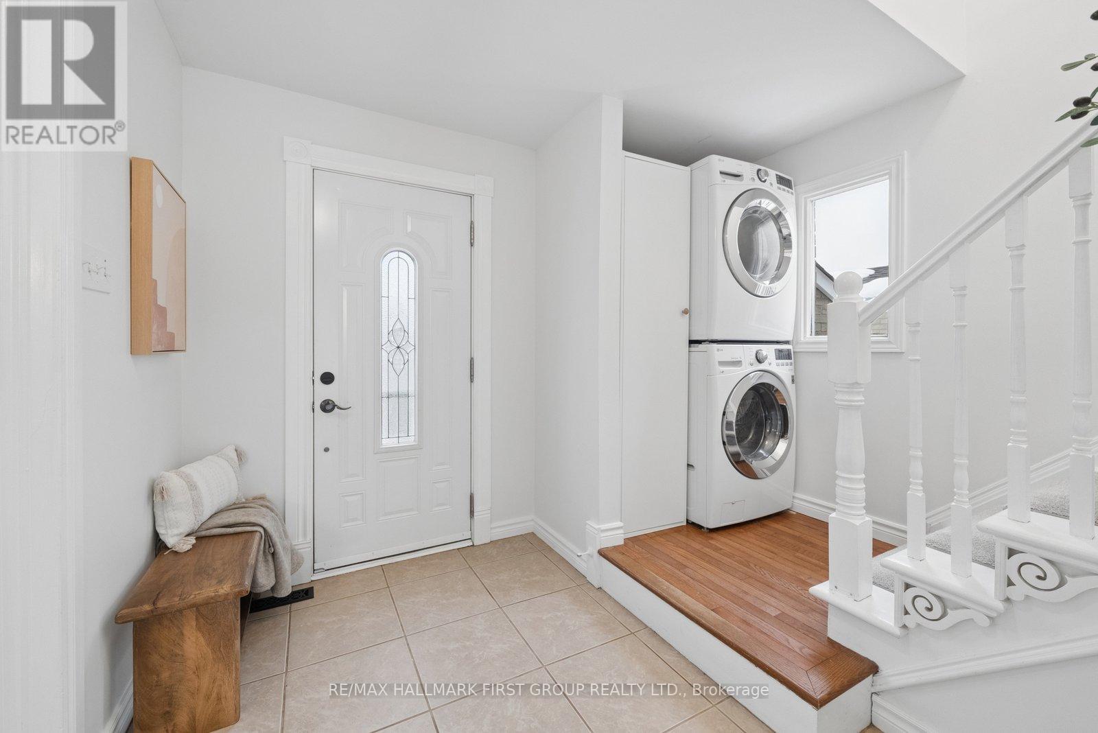 621 BECKWORTH SQUARE, Pickering, Ontario