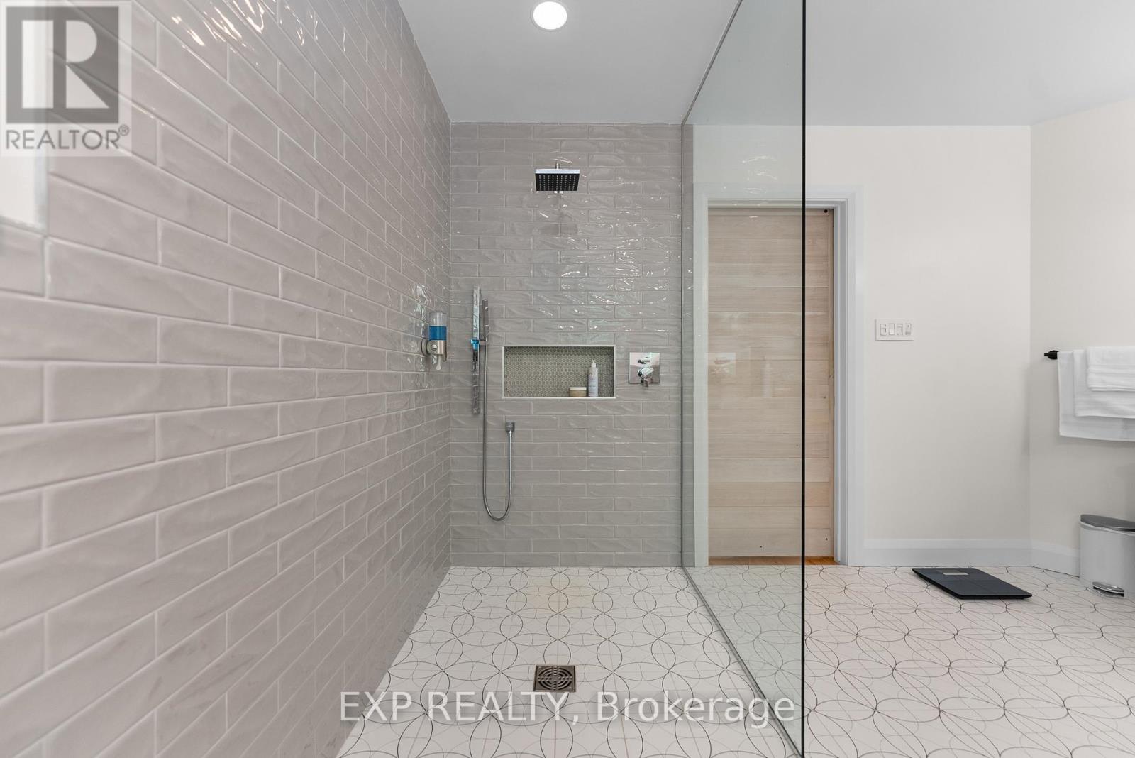 5759 Queenscourt Crescent, Ottawa, Ontario  K4M 1K3 - Photo 38 - X12795306