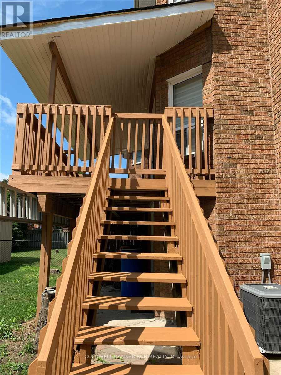 1622 Bristol Road W, Mississauga, Ontario  L5M 4B5 - Photo 18 - W12795232