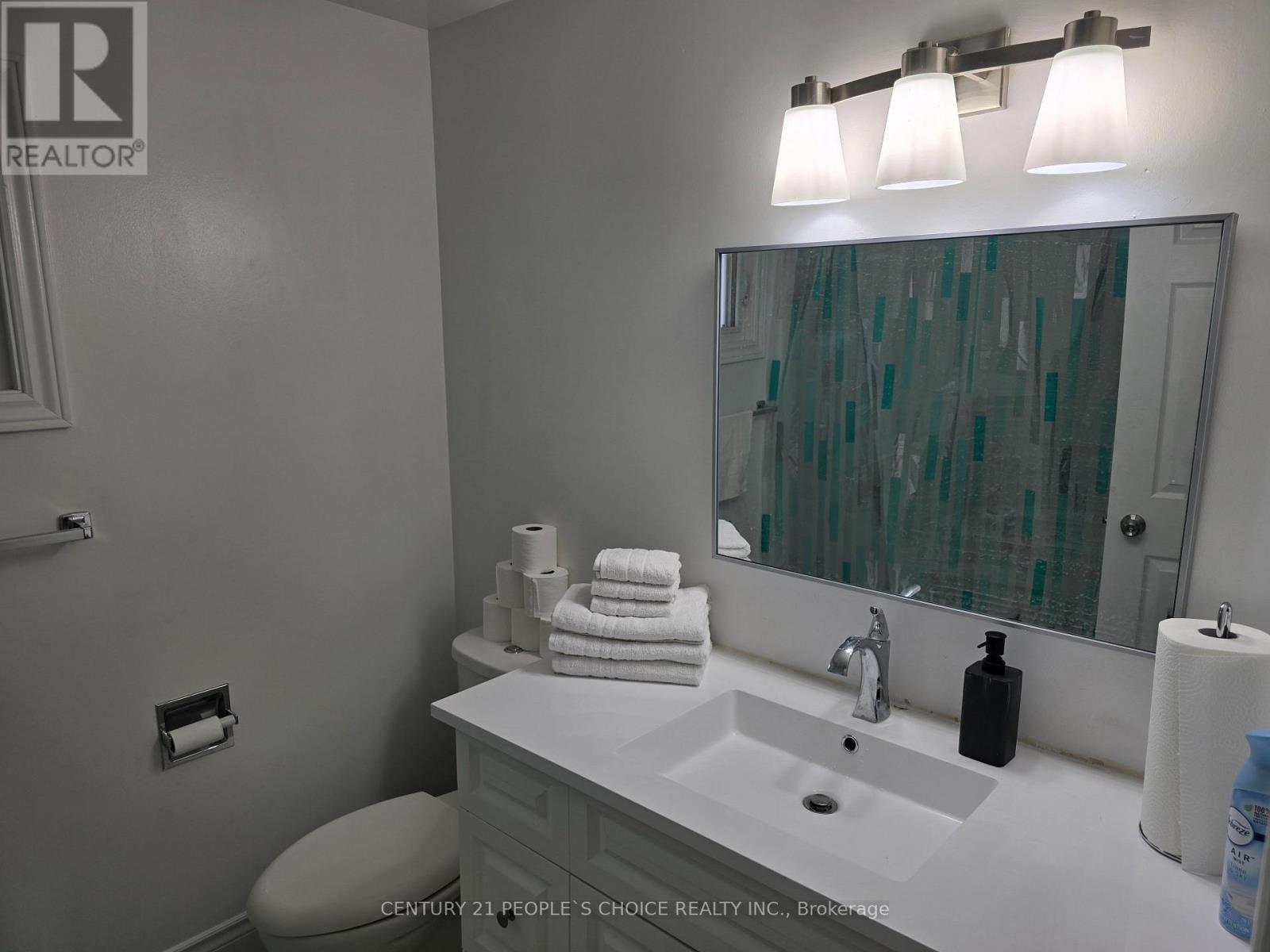 6063 Farmstead Lane, Mississauga, Ontario  L5N 2Y9 - Photo 16 - W12795252