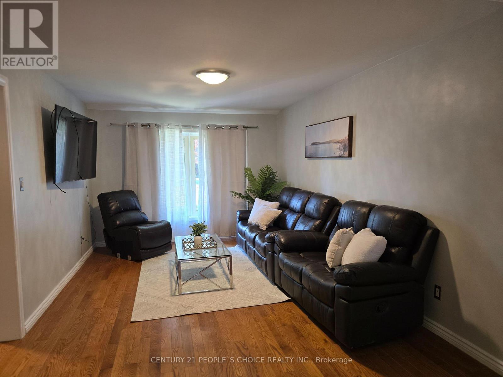 6063 Farmstead Lane, Mississauga, Ontario  L5N 2Y9 - Photo 3 - W12795252