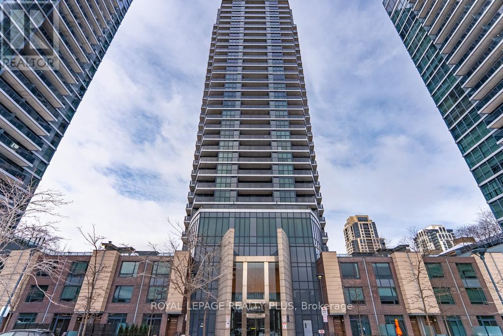 2504 - 5 VALHALLA INN ROAD, Toronto, Ontario