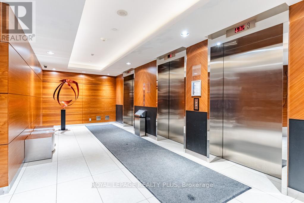 2504 - 5 Valhalla Inn Road, Toronto, Ontario  M9B 1S9 - Photo 4 - W12795280