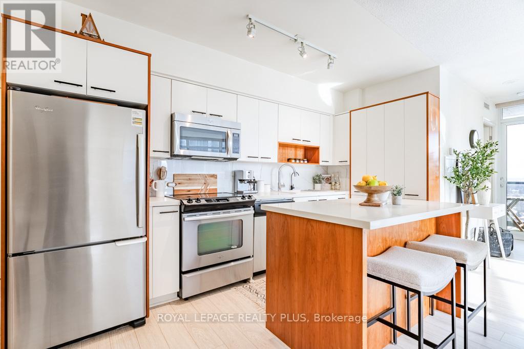 2504 - 5 Valhalla Inn Road, Toronto, Ontario  M9B 1S9 - Photo 9 - W12795280