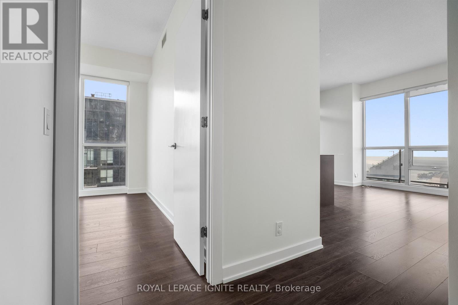 4309 - 2220 Lakeshore Boulevard W, Toronto, Ontario  M8V 0C1 - Photo 8 - W12795310