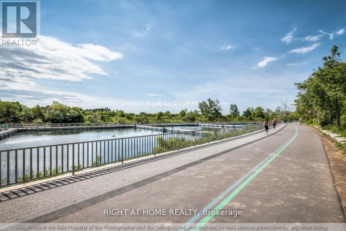 540 - 30 Shore Breeze Drive, Toronto (Mimico), Ontario  M8V 0J1 - Photo 17 - W12795328