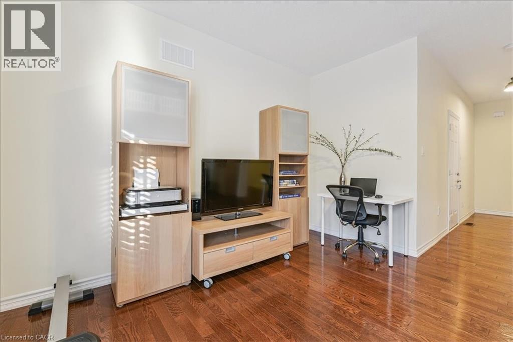 242 Andrews Trail, Milton, Ontario  L9T 6S6 - Photo 5 - 40805643