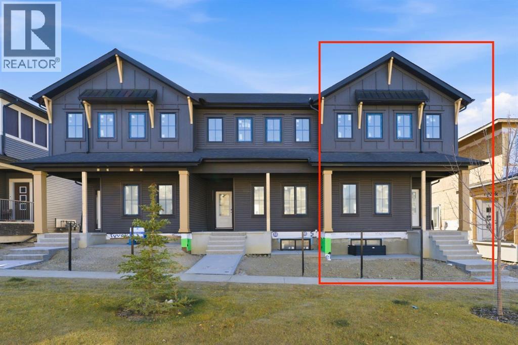 160 Lawson Lane Se, Airdrie, Alberta  T4A 3P3 - Photo 1 - A2266416