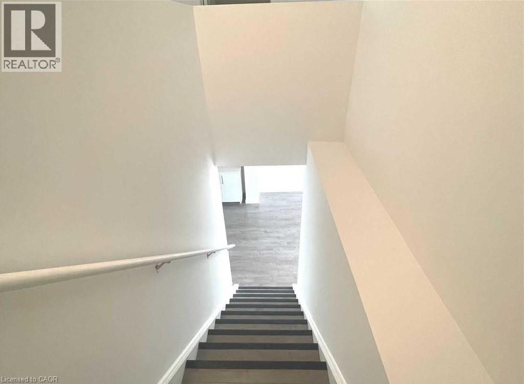 351 Chaffey Street, Welland, Ontario  L3B 0K5 - Photo 9 - 40805439