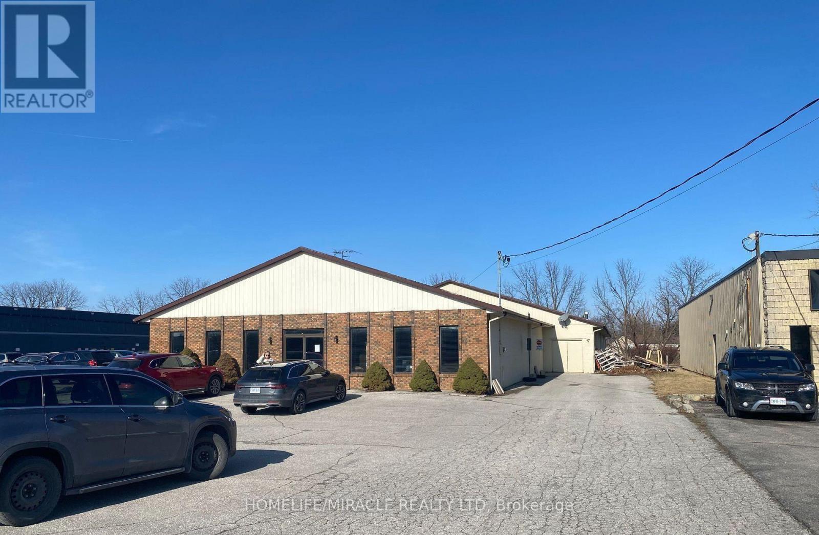 485 Riverview Drive, Chatham-Kent (Chatham), Ontario  N7M 5J5 - Photo 2 - X12795228