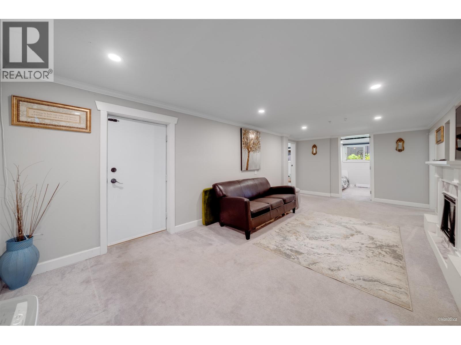 3870 Emerald Drive, North Vancouver, British Columbia  V7R 3B8 - Photo 24 - R3079388