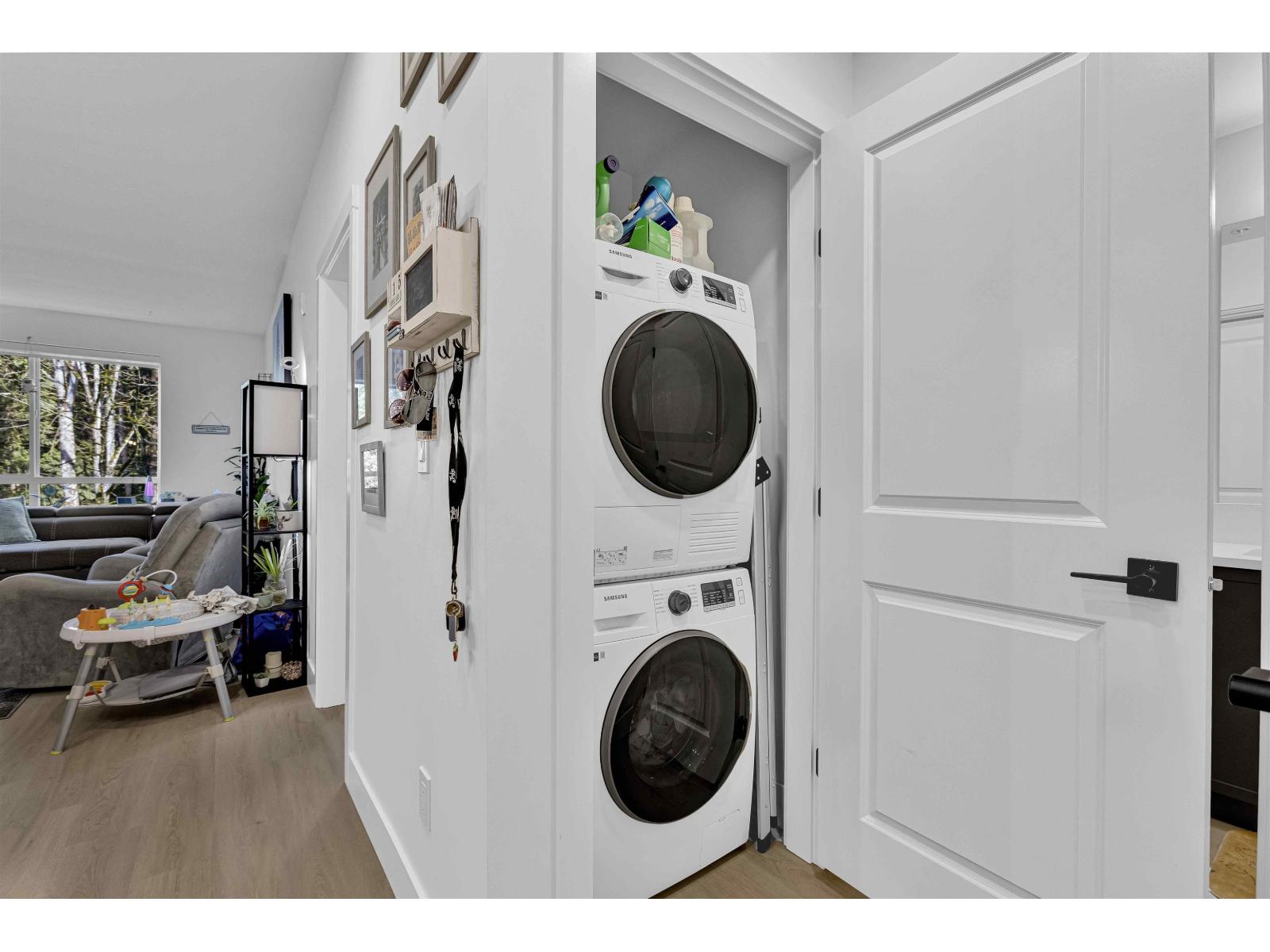 304 3480 146a Street, Surrey, British Columbia  V4P 0H6 - Photo 13 - R3090211