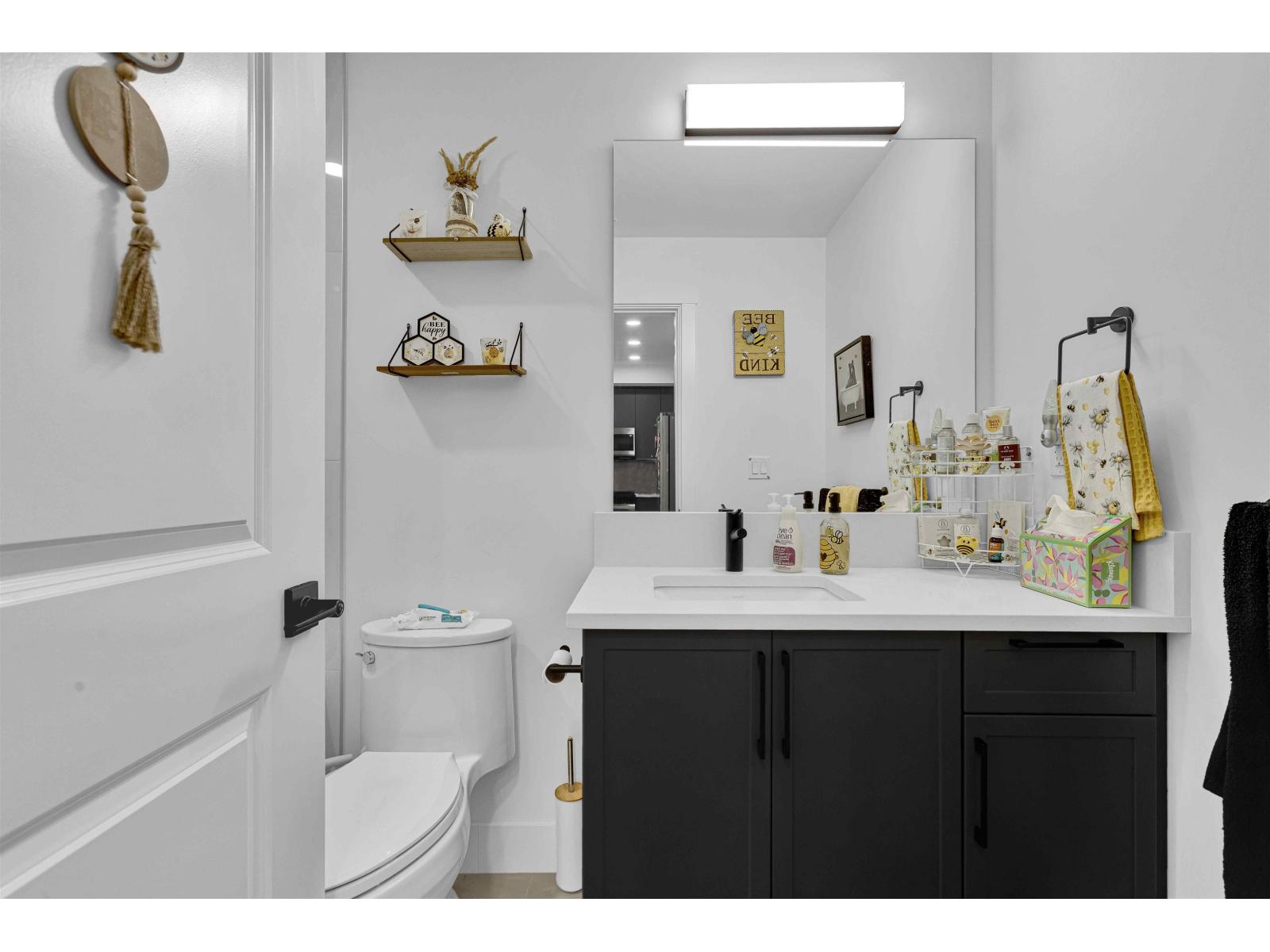 304 3480 146a Street, Surrey, British Columbia  V4P 0H6 - Photo 9 - R3090211