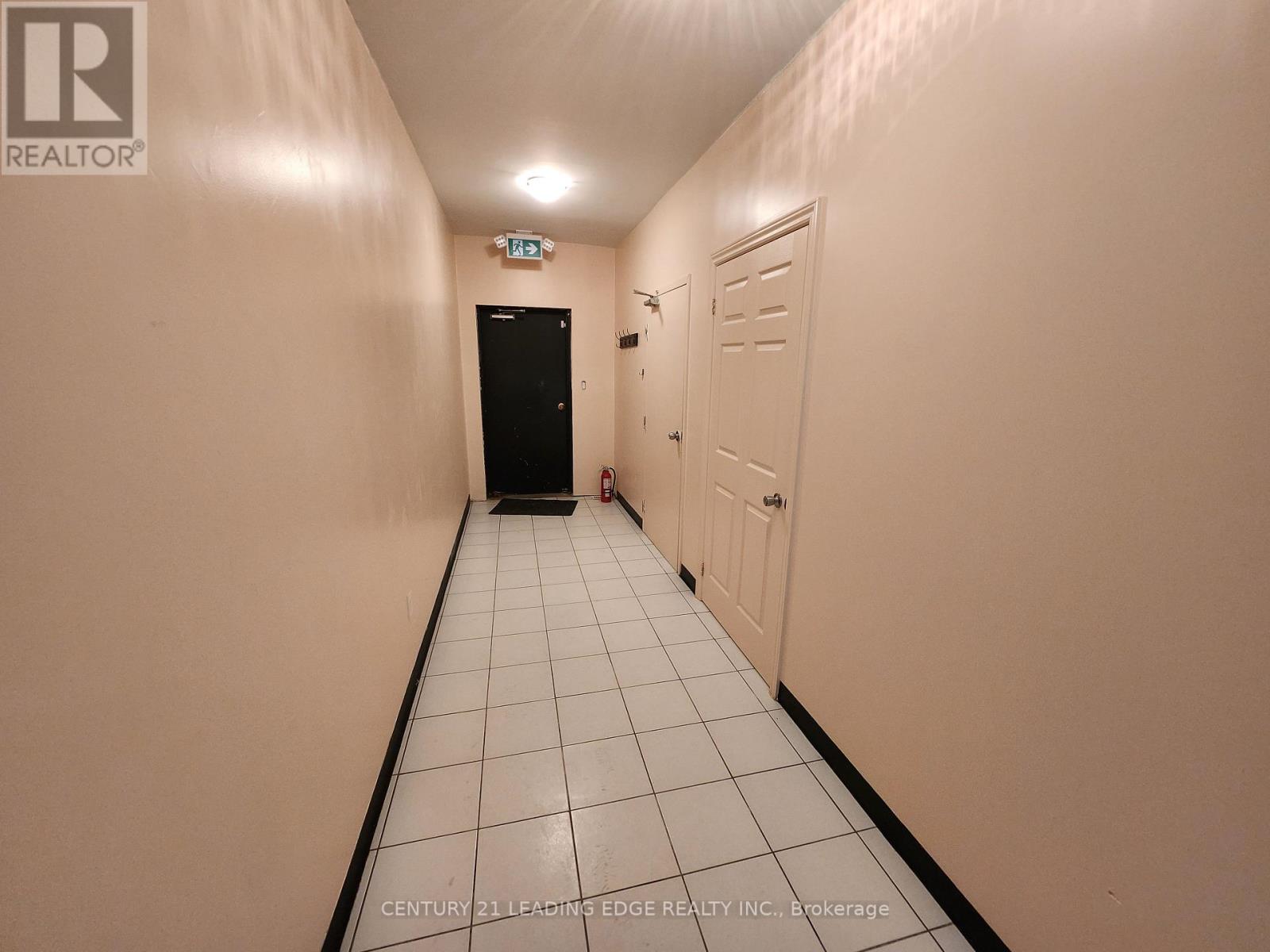 Main Fl - 2193 Queen Street E, Toronto, Ontario  M4E 1E5 - Photo 13 - E12792600