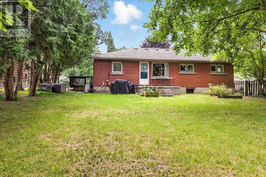Main - 330 Glenrose Drive, London South, Ontario  N6K 2A8 - Photo 21 - X12760604
