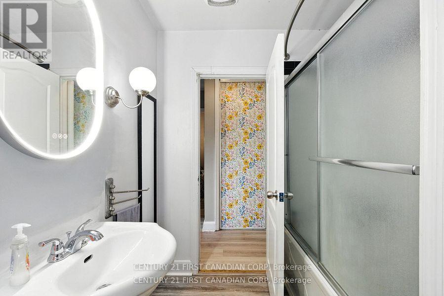 Main - 330 Glenrose Drive, London South, Ontario  N6K 2A8 - Photo 20 - X12760604