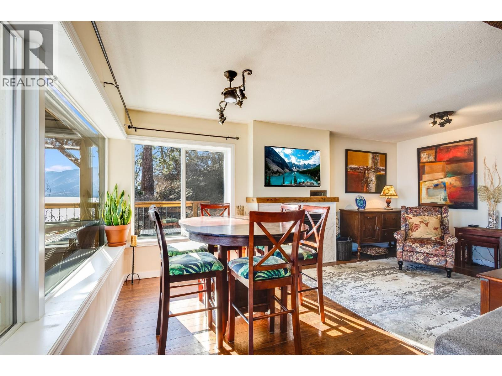 6271 Renfrew Road, Peachland, British Columbia  V0H 1X7 - Photo 10 - 10374700