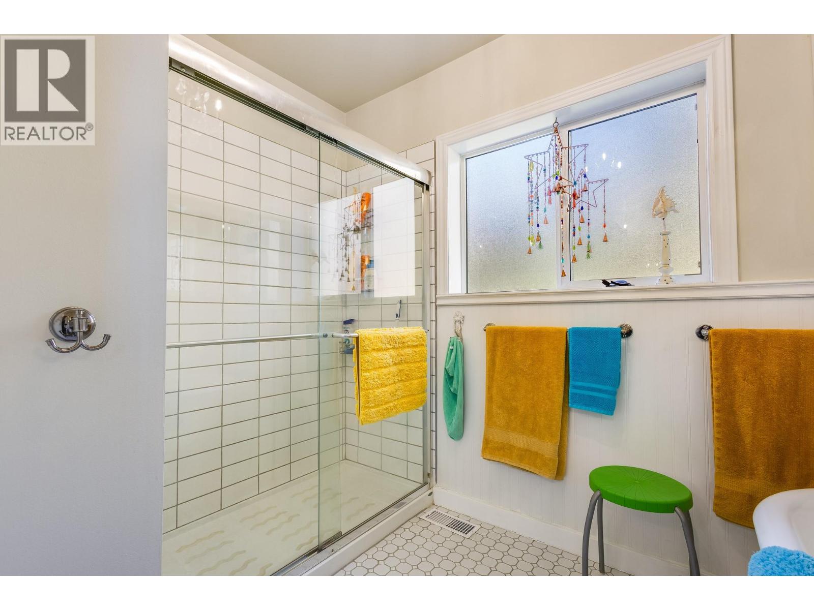 6271 Renfrew Road, Peachland, British Columbia  V0H 1X7 - Photo 24 - 10374700