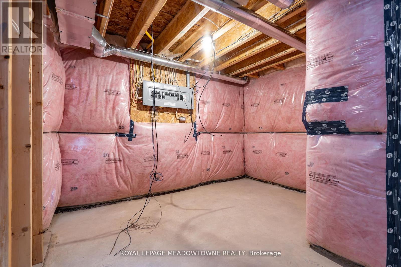 16 Bethune Avenue, Welland, Ontario  L3B 0H5 - Photo 39 - X12634664