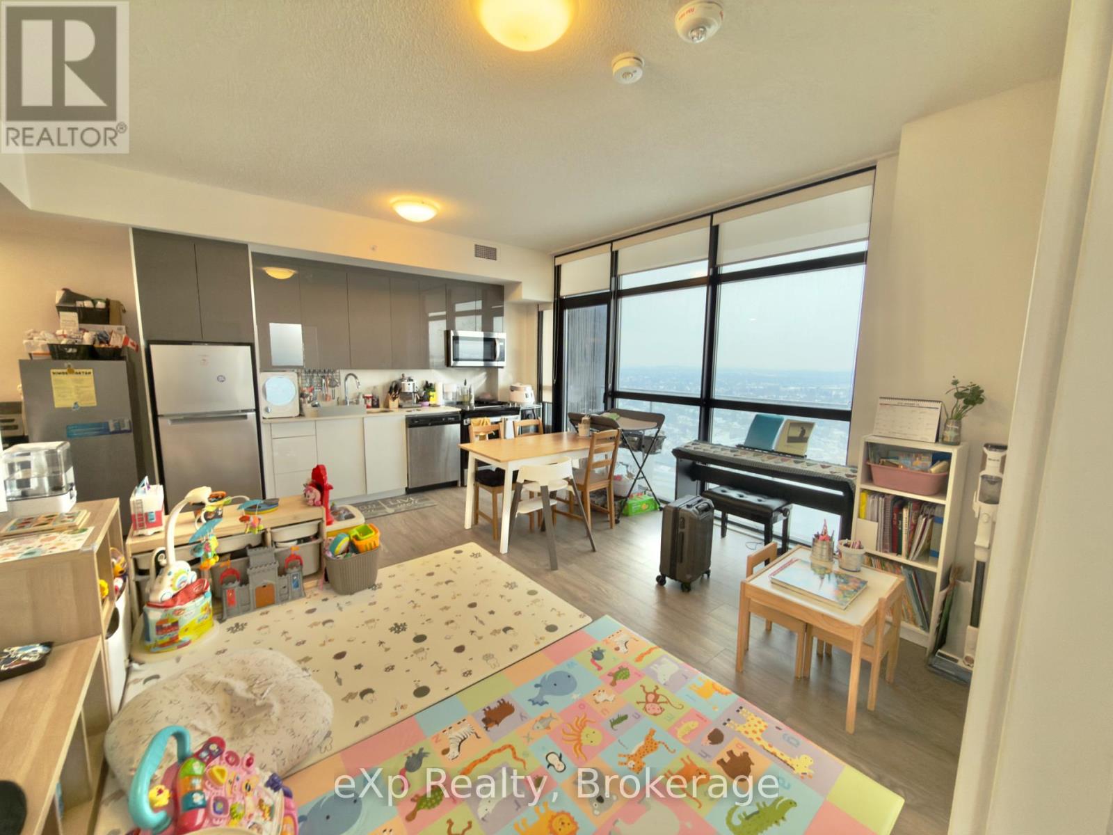 2514 - 60 Frederick Street, Kitchener, Ontario  N2H 0C7 - Photo 17 - X12795450