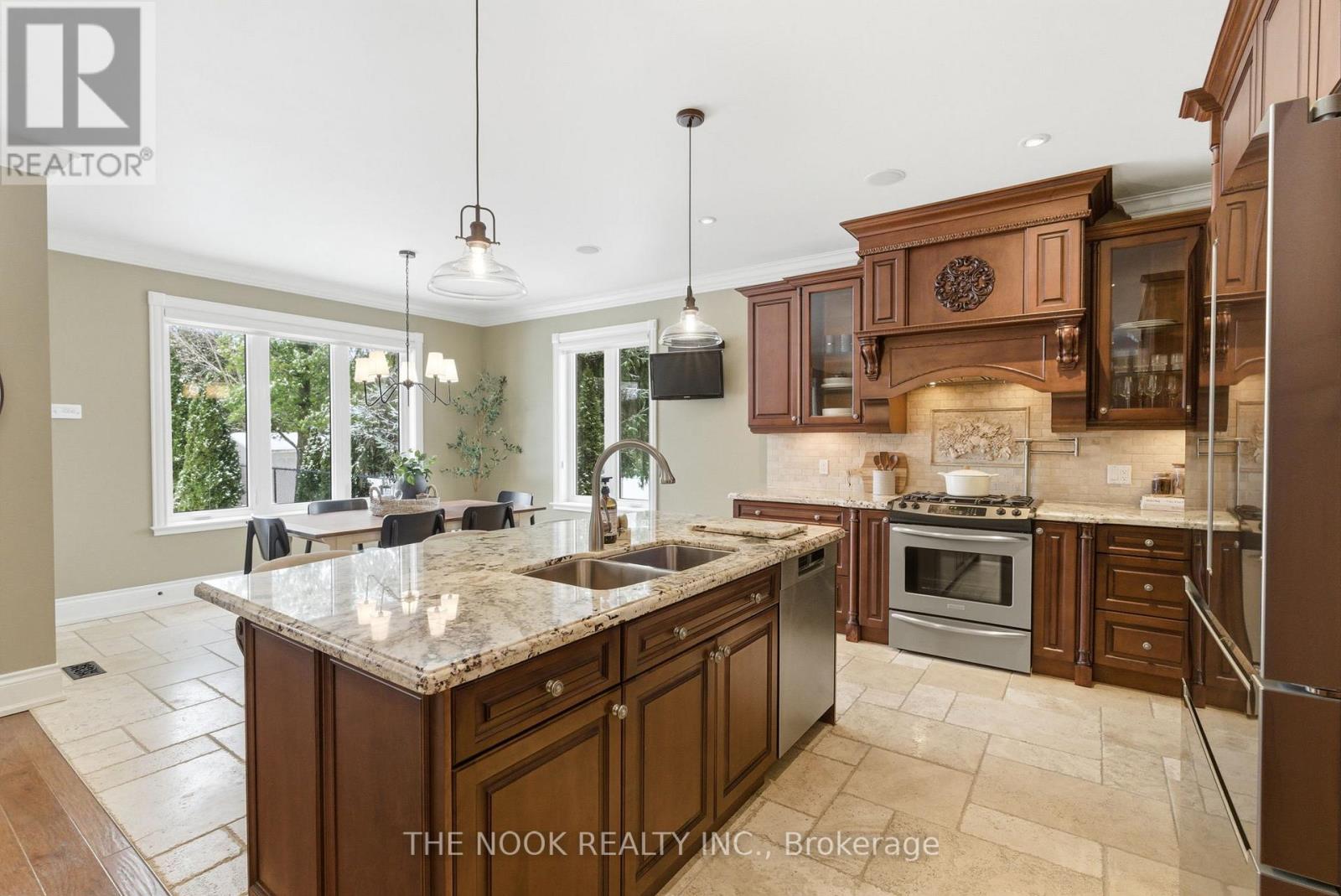 59 Queen Street, Whitby (Brooklin), Ontario  L1M 1C4 - Photo 12 - E12795526