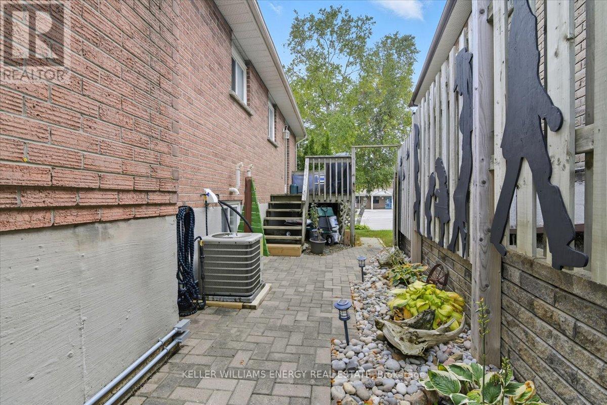 856 Roundelay Drive, Oshawa, Ontario L1J 7T9 - Photo 30 - E12795546