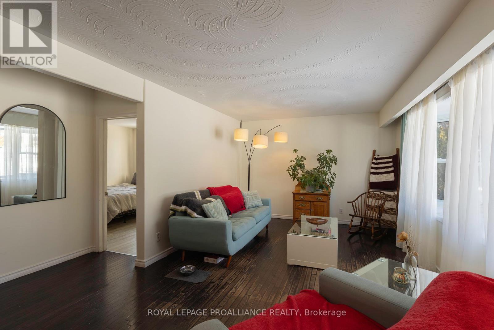 26 Cloverleaf Drive, Belleville, Ontario  K8N 4Z5 - Photo 2 - X12795414