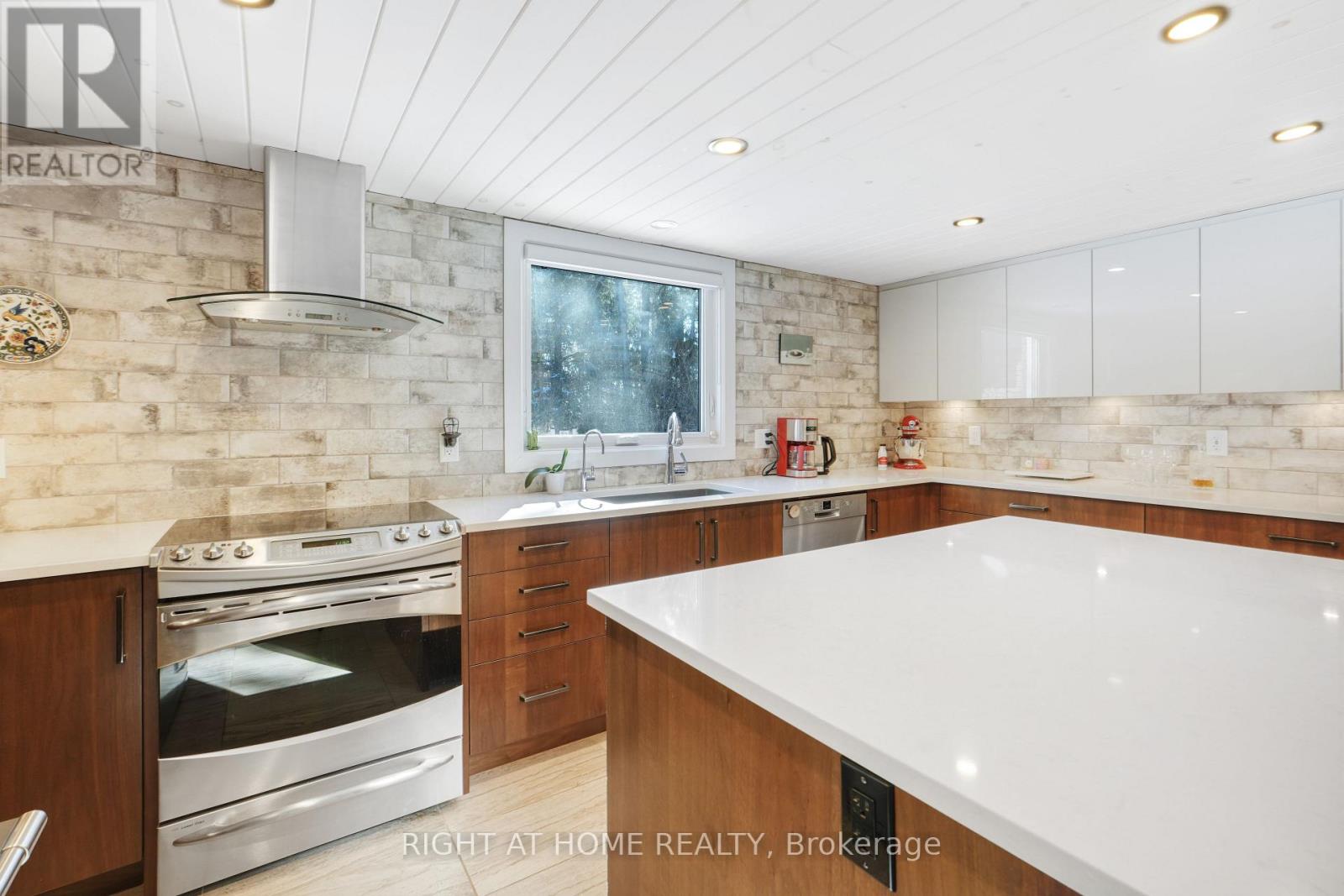 114 David Kennedy Drive, Ottawa, Ontario  K0A 1T0 - Photo 16 - X12795488