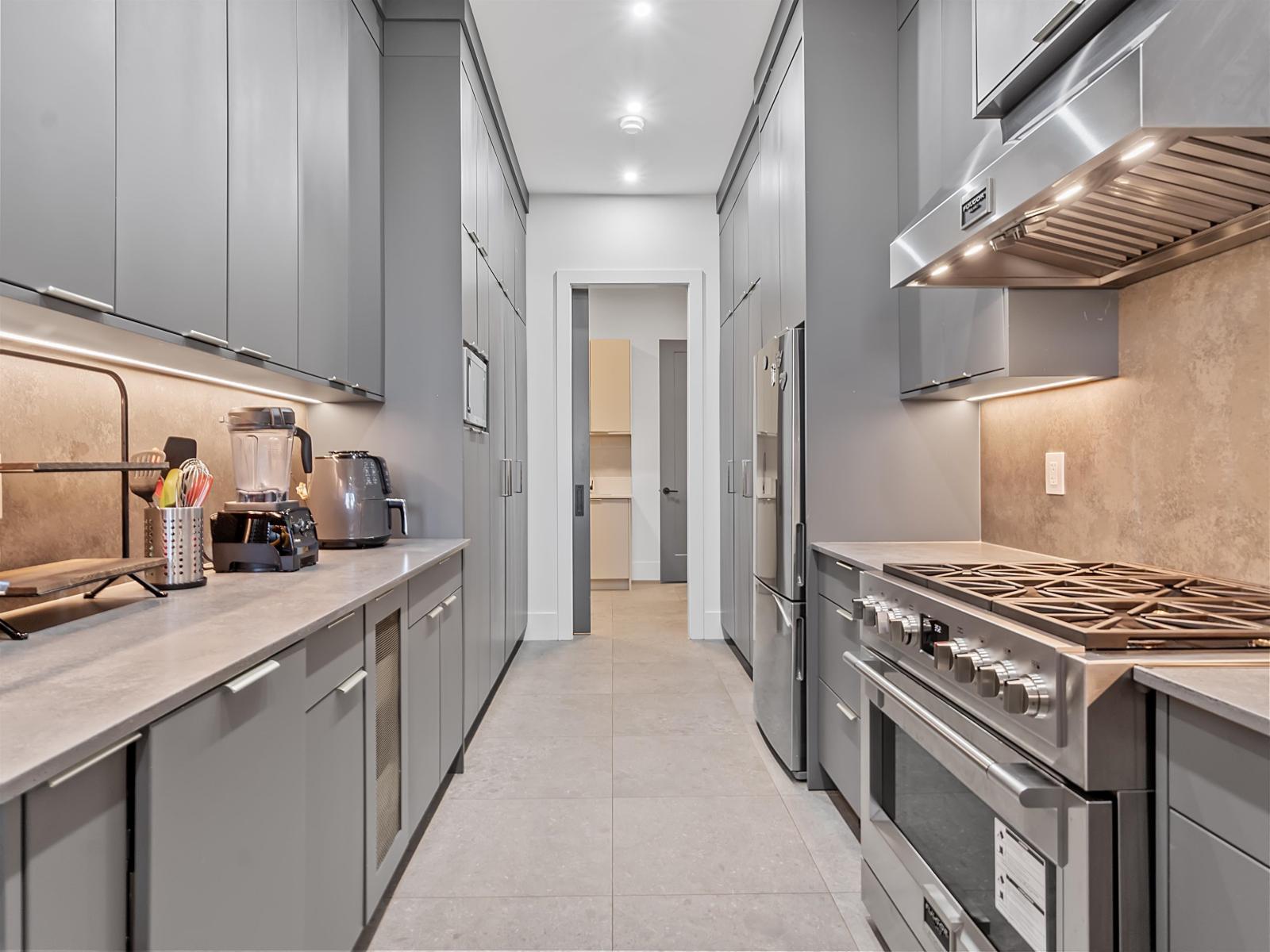 14295 73a Avenue, Surrey, British Columbia  V3W 2R9 - Photo 10 - R3090637