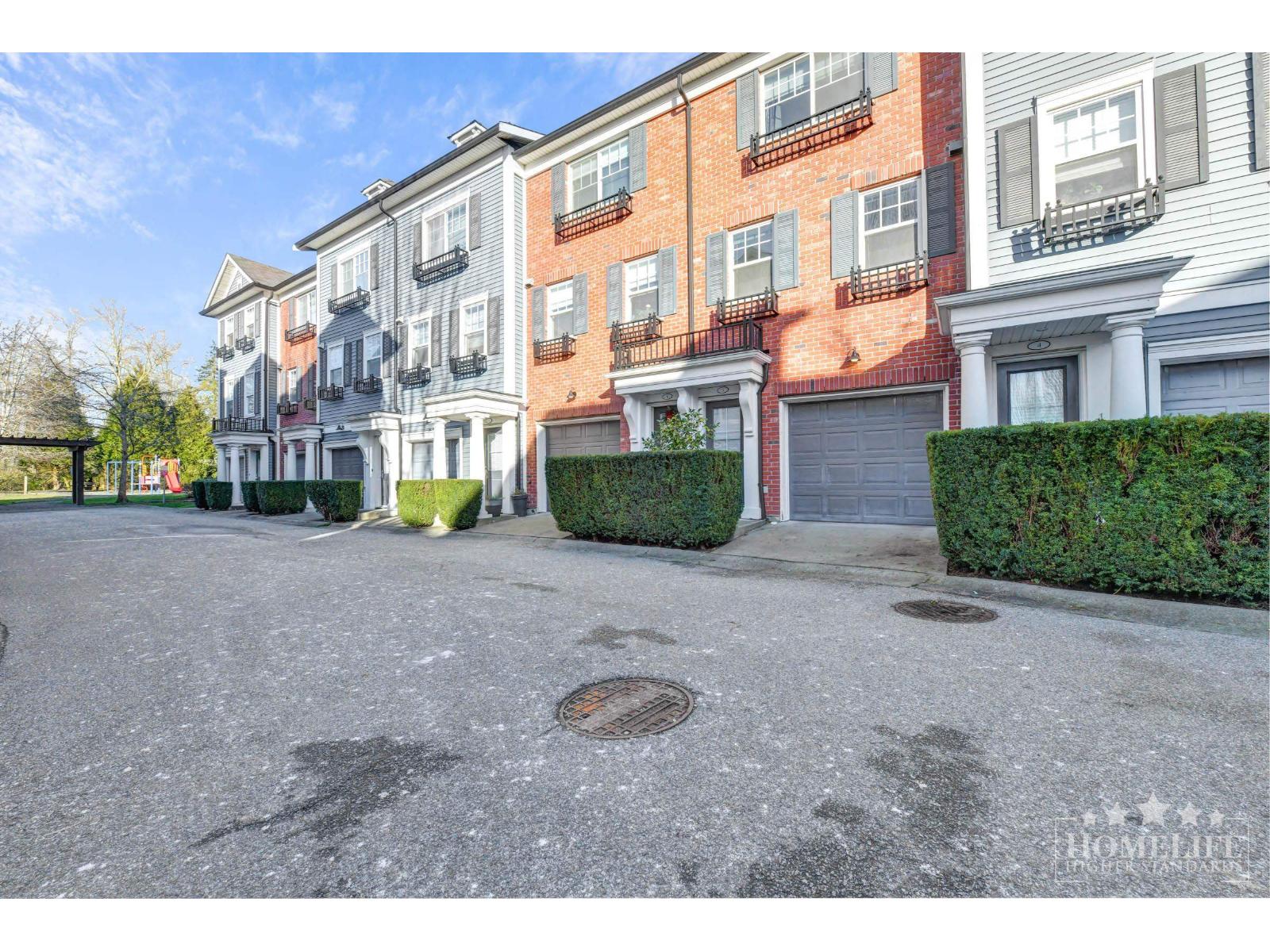 5 18983 72A AVENUE, Surrey, British Columbia