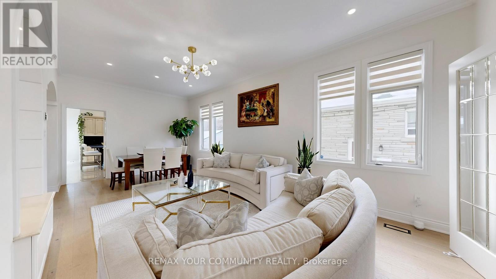 187 Patricia Avenue, Toronto (Newtonbrook West), Ontario  M2M 1J6 - Photo 4 - C12795268